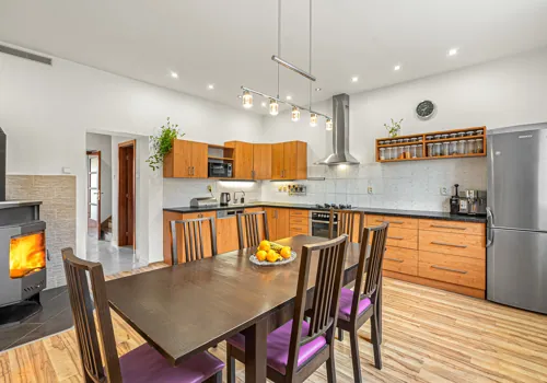 Rodinný dům 5+kk, 142 m², pozemek 949 m², Dolany — fotografie 3