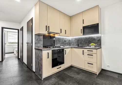 Byt 4+kk, 79 m², Vít. Nezvala, Kladno — Rozdělov — fotografie 4